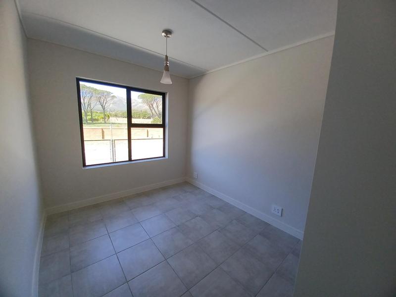 1 Bedroom Property for Sale in Gordons Bay Western Cape